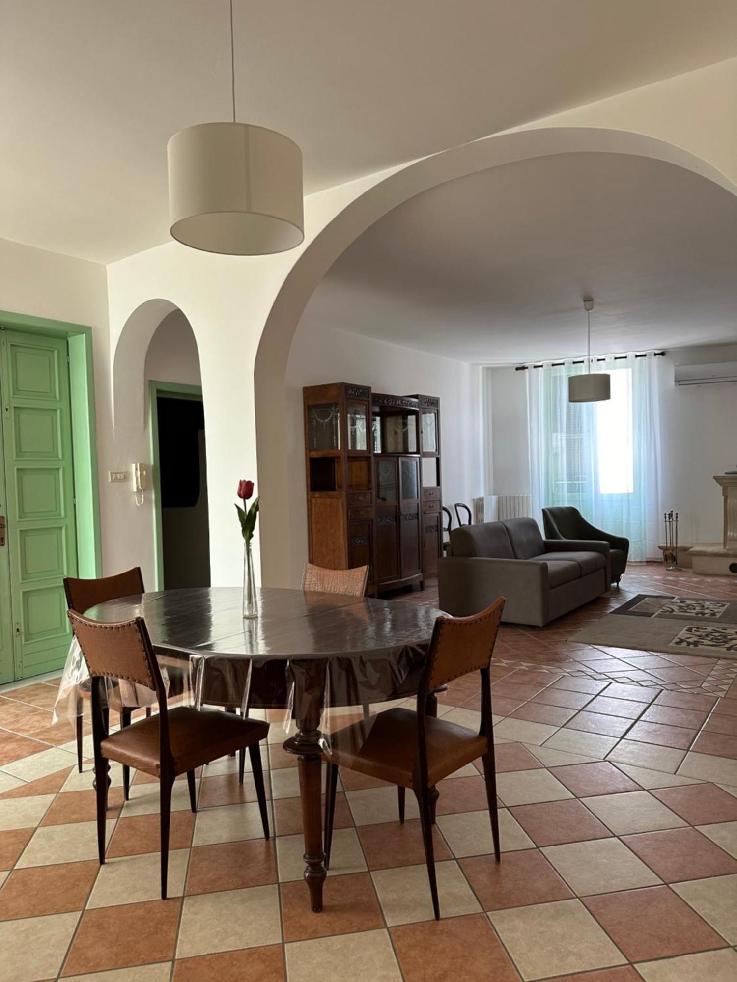 Palazzo Dei Pavoni Apartment Brindisi Luaran gambar